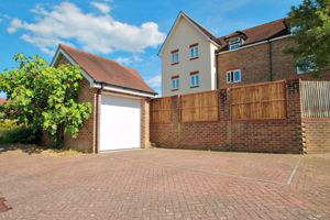 Photo 27- click for photo gallery